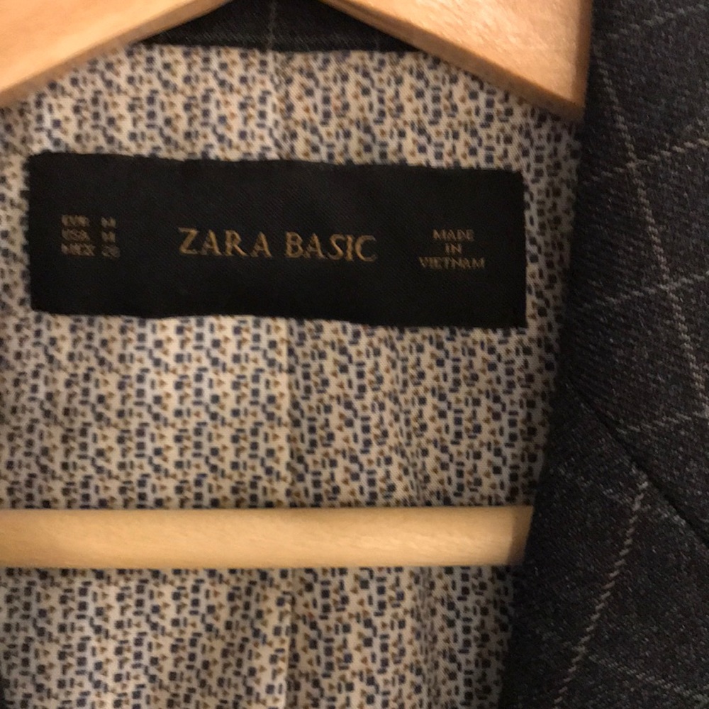 Zara jacket size M (used in excellent conditions) - Picture 3 of 3